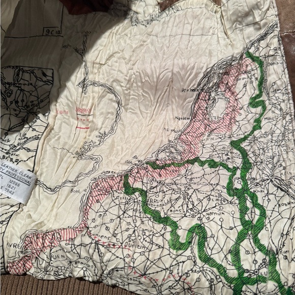 Vintage Brown Leather Jacket - Picture 4 of 13